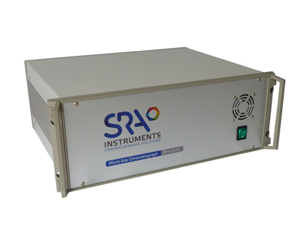 Rack-mountable MicroGC analyzer